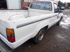 1984 Toyota Truck White 2.4L MT 2WD #Z22828